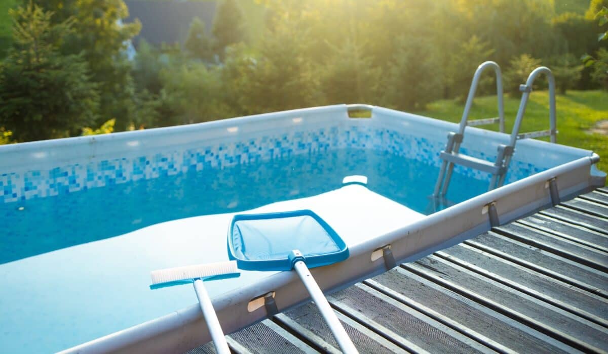 How to Lower Alkalinity in Swimming Pool